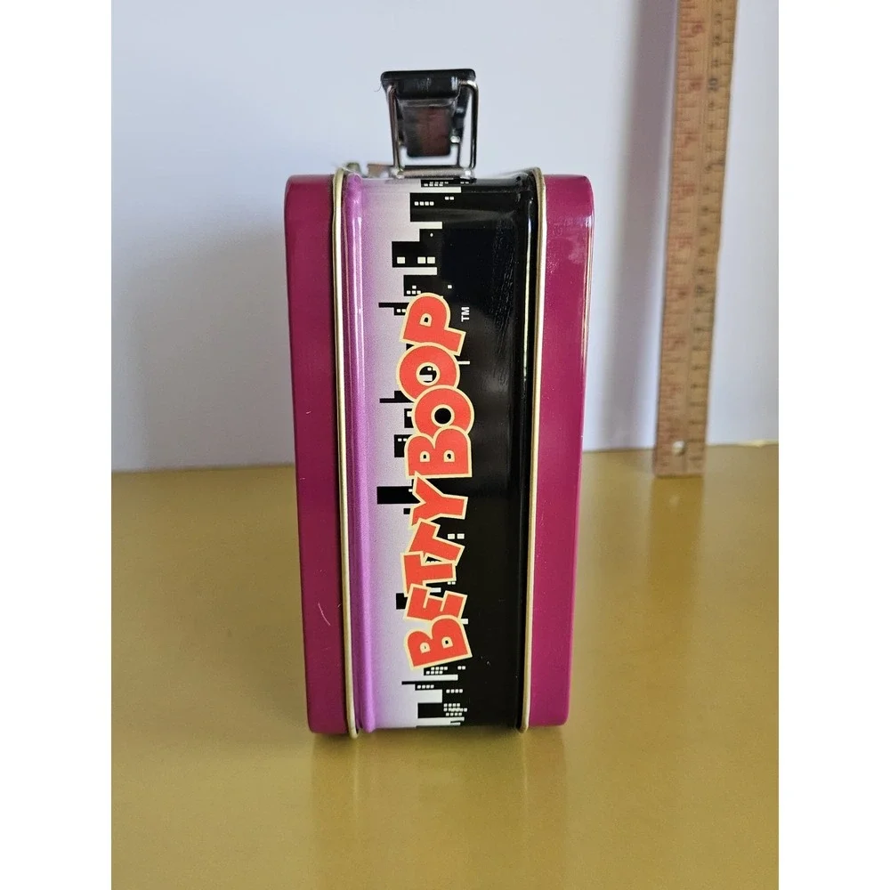 1997 King Features Betty Boop Mini Metal Lunch Box 8